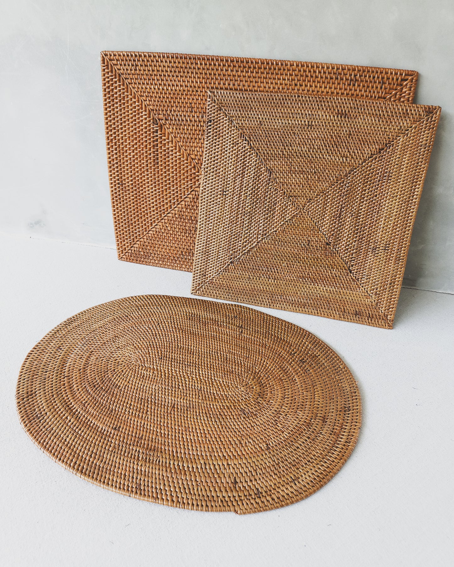 ATE WOVEN PLACEMAT