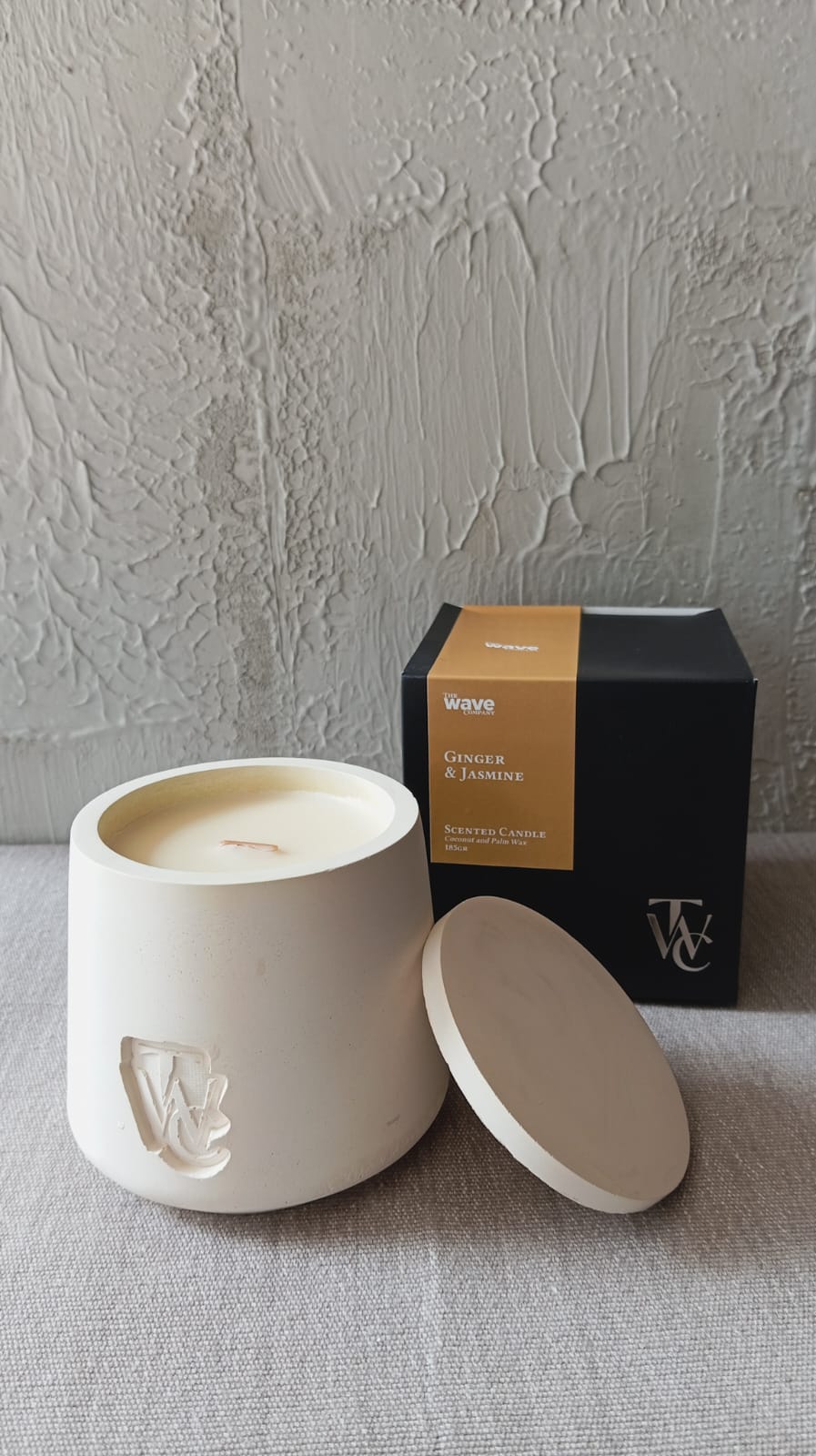 THE WAVE COMPANY SCENTED CANDLE