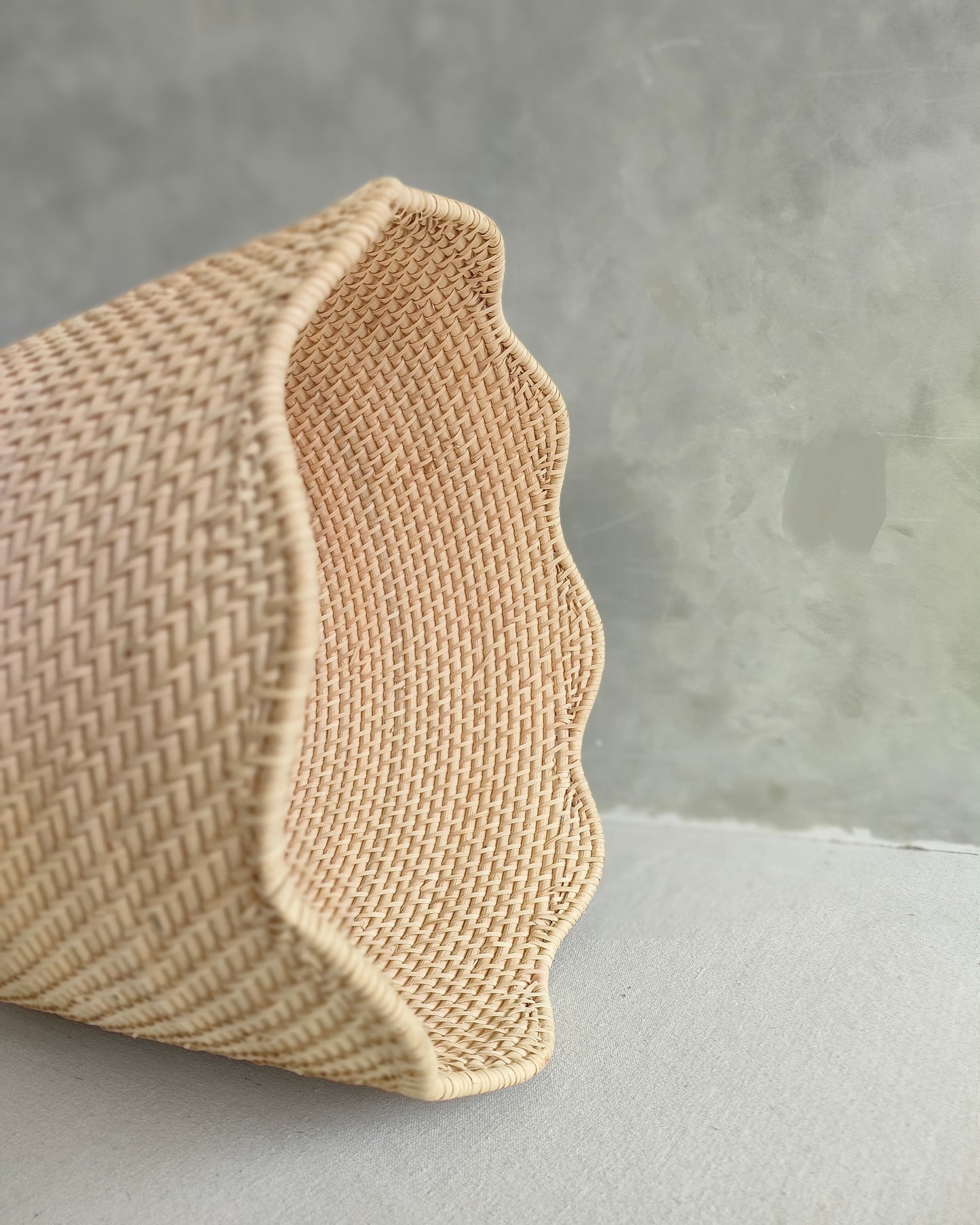 WAVY CREAM ATE WASTE BIN