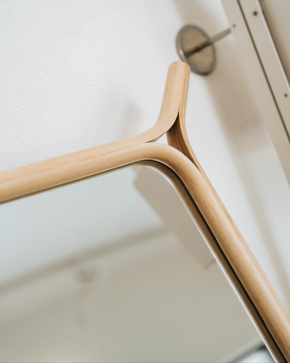 Cane & Co - Isun Mirror