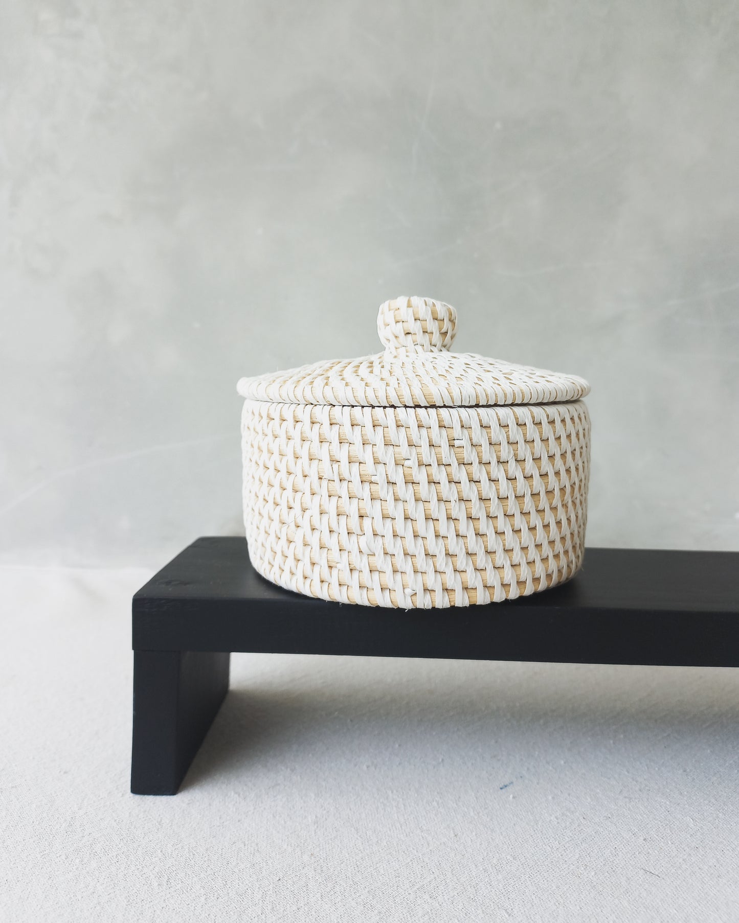 SMALL ATTE BASKET