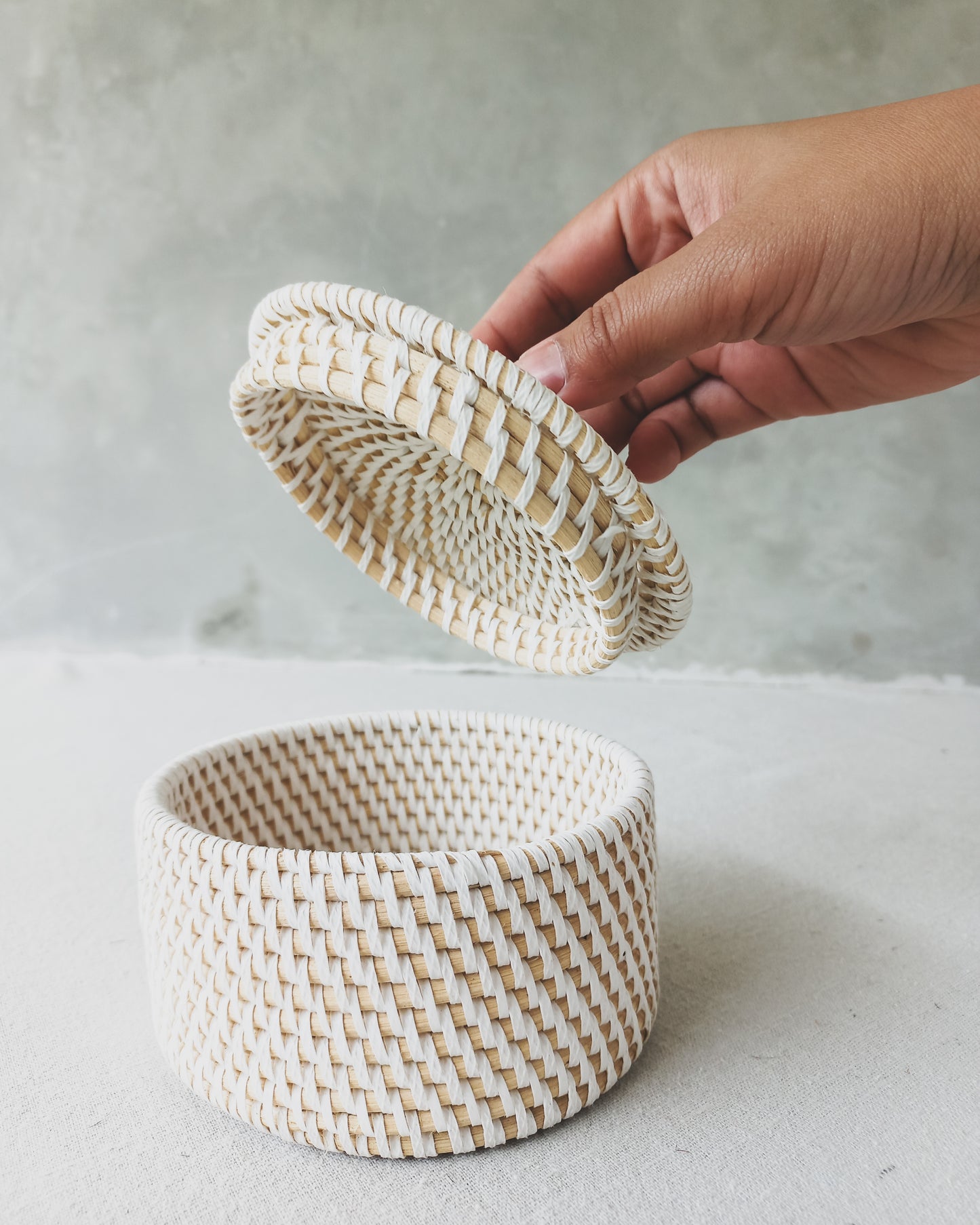 SMALL ATTE BASKET
