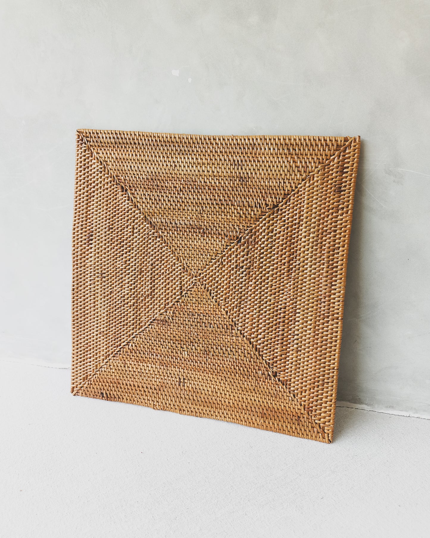 ATE WOVEN PLACEMAT