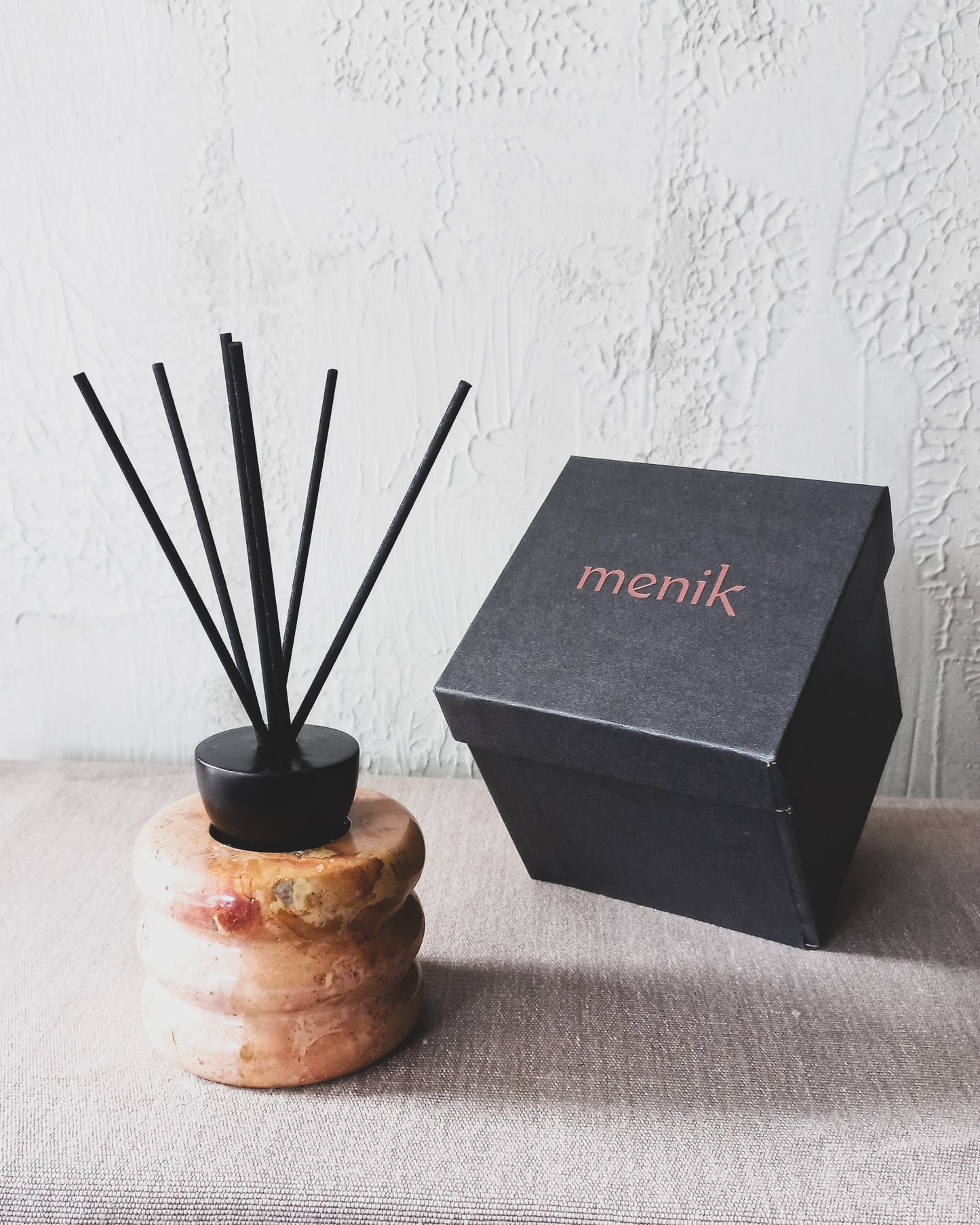 MENIK REED DIFFUSER