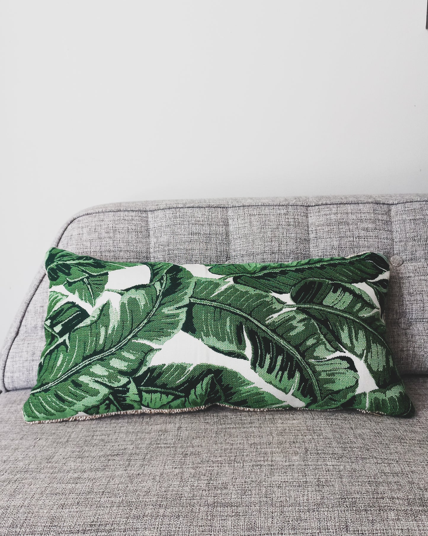 Fredhelligh Rectangular Cushion 30 x 60 Cm