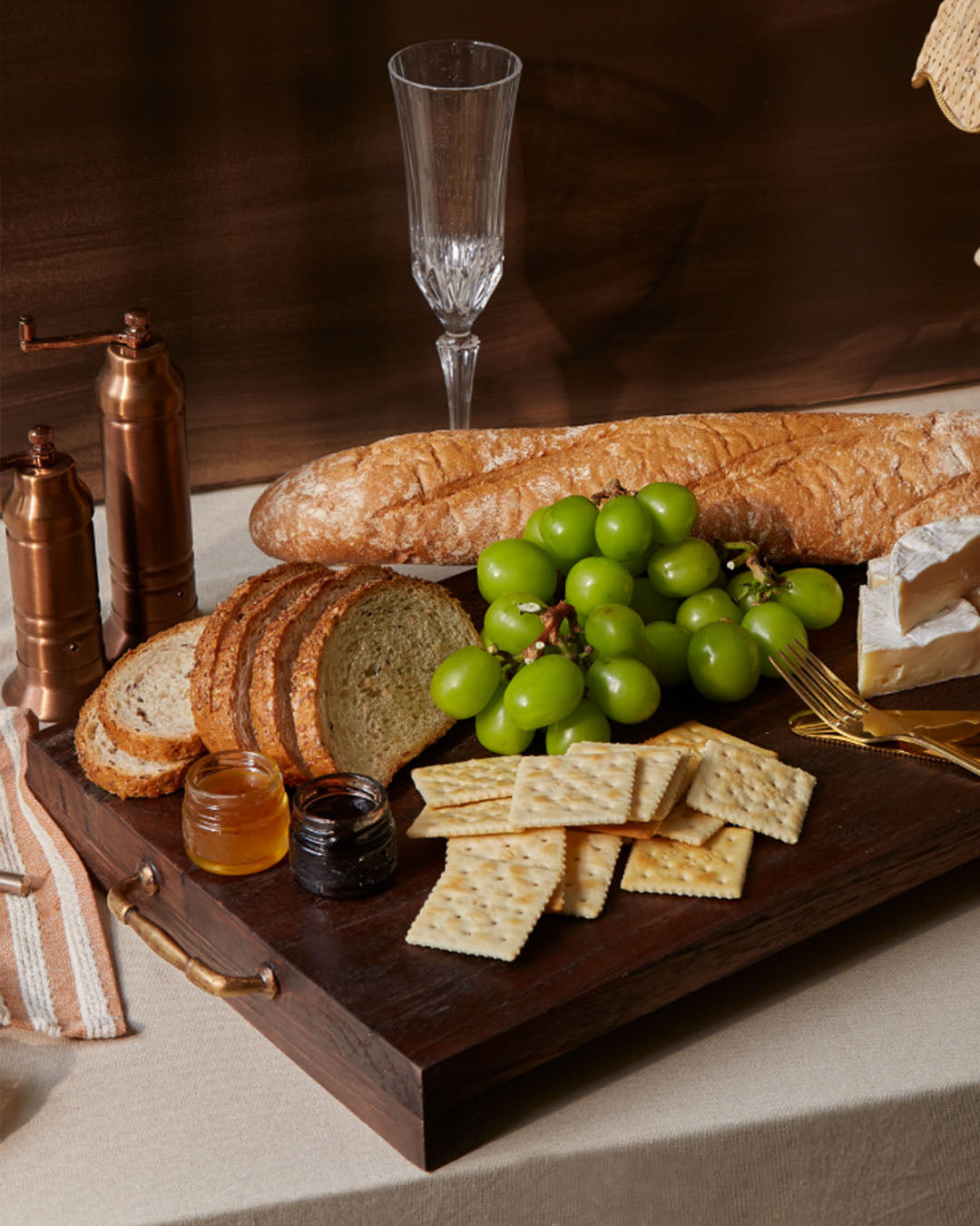 HAAS DESIGN - RAKSA ( Cheese Board )