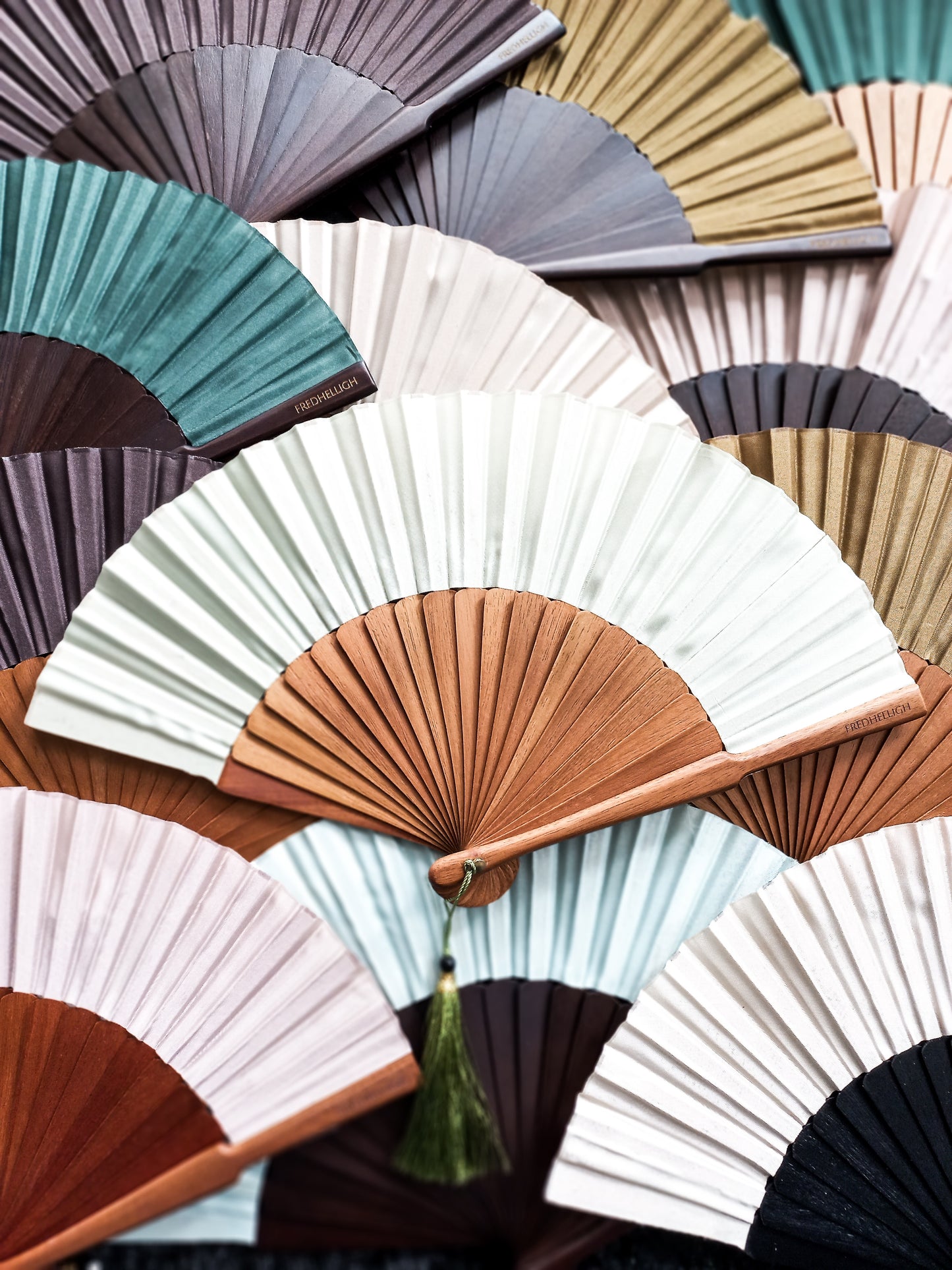 FH WOODEN FOLDING HAND FAN