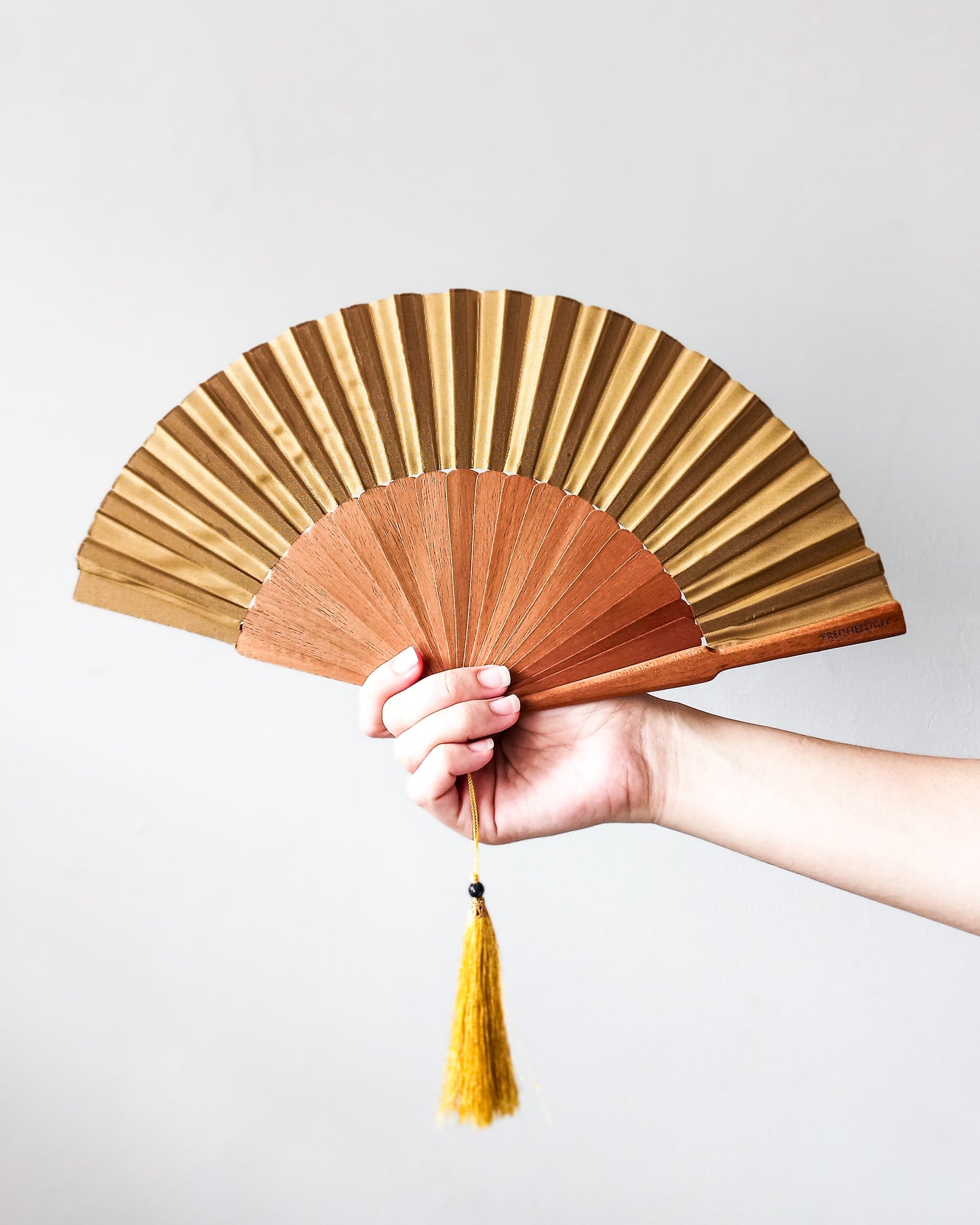 FH WOODEN FOLDING HAND FAN