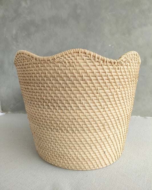 WAVY CREAM ATE WASTE BIN