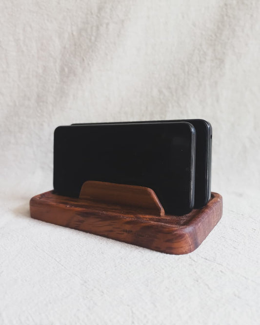 WOODEN GADGET STAND
