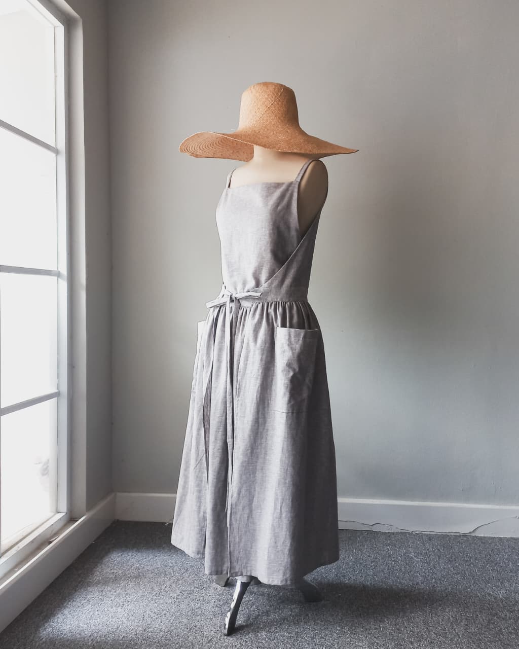 APRON MISHKA