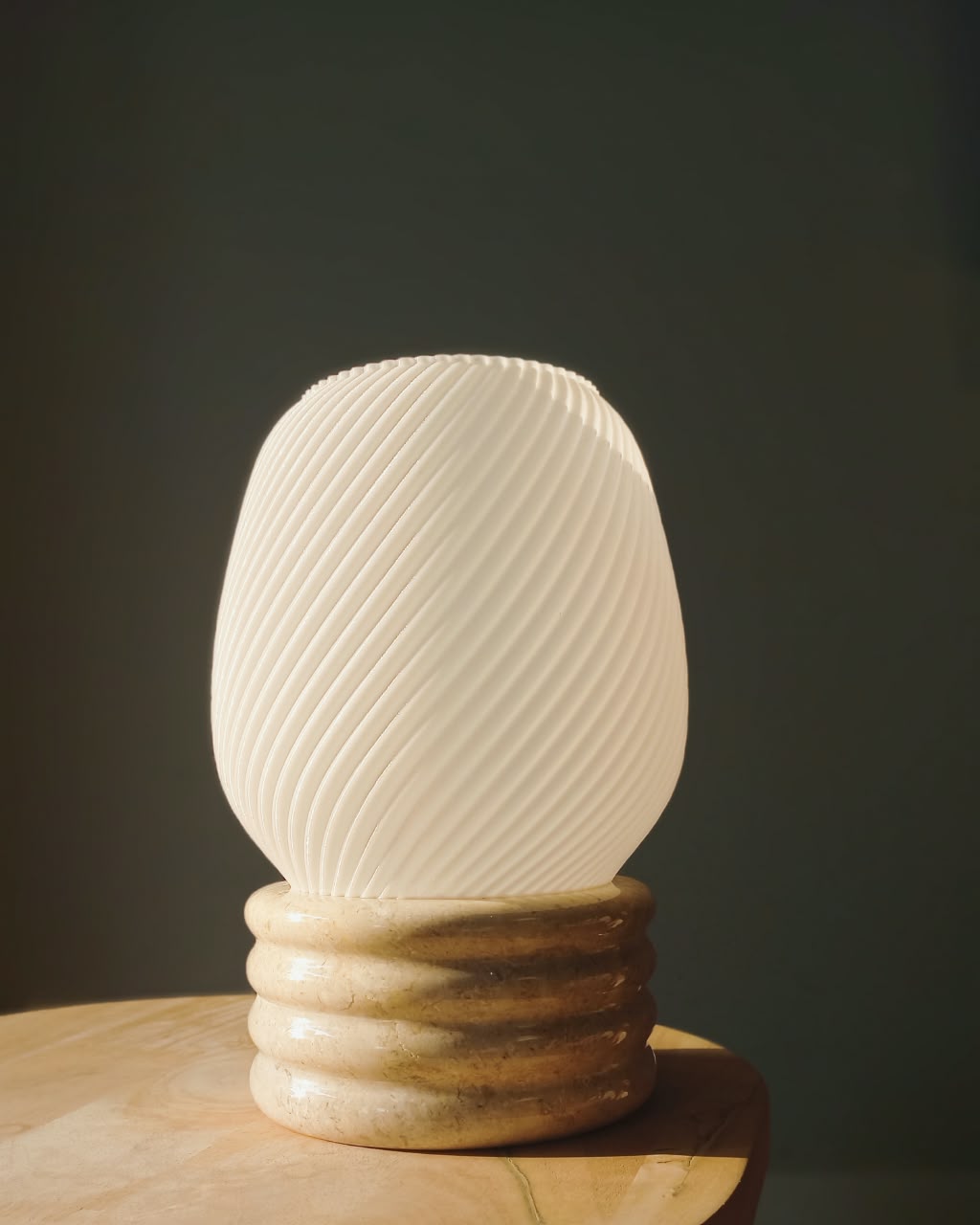 WATU TABLE LAMP