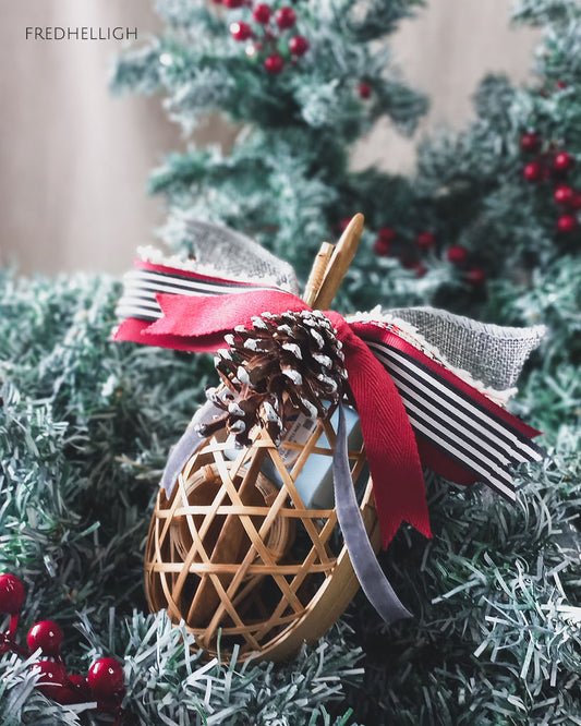 Xmas 2025 - Pine Drop