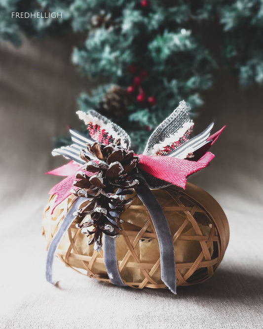 Xmas 2025 - Pine Drop