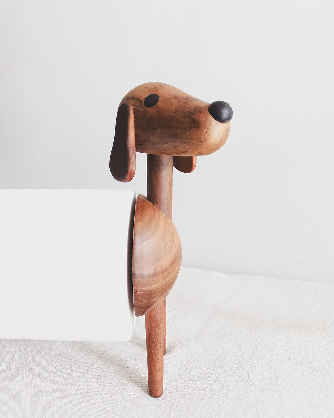 Oscar Wooden Paper Towel Holder