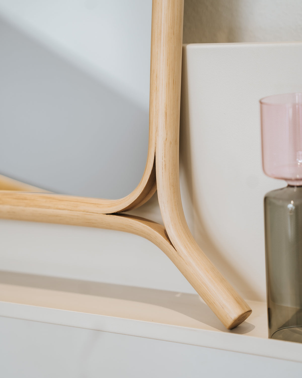 Cane & Co - Isun Mirror