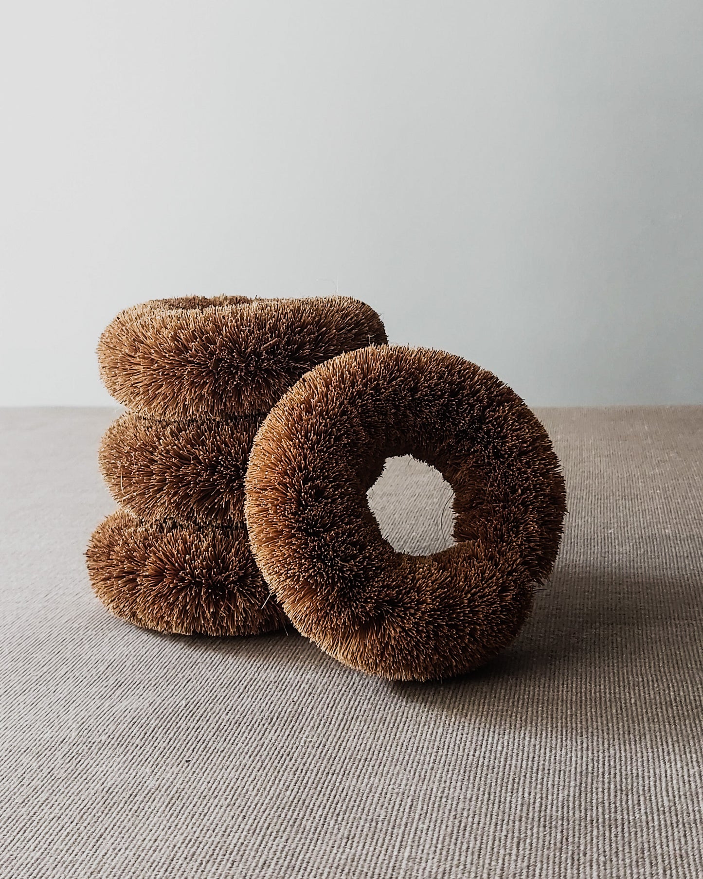 HAIRY BAGEL BRUSH