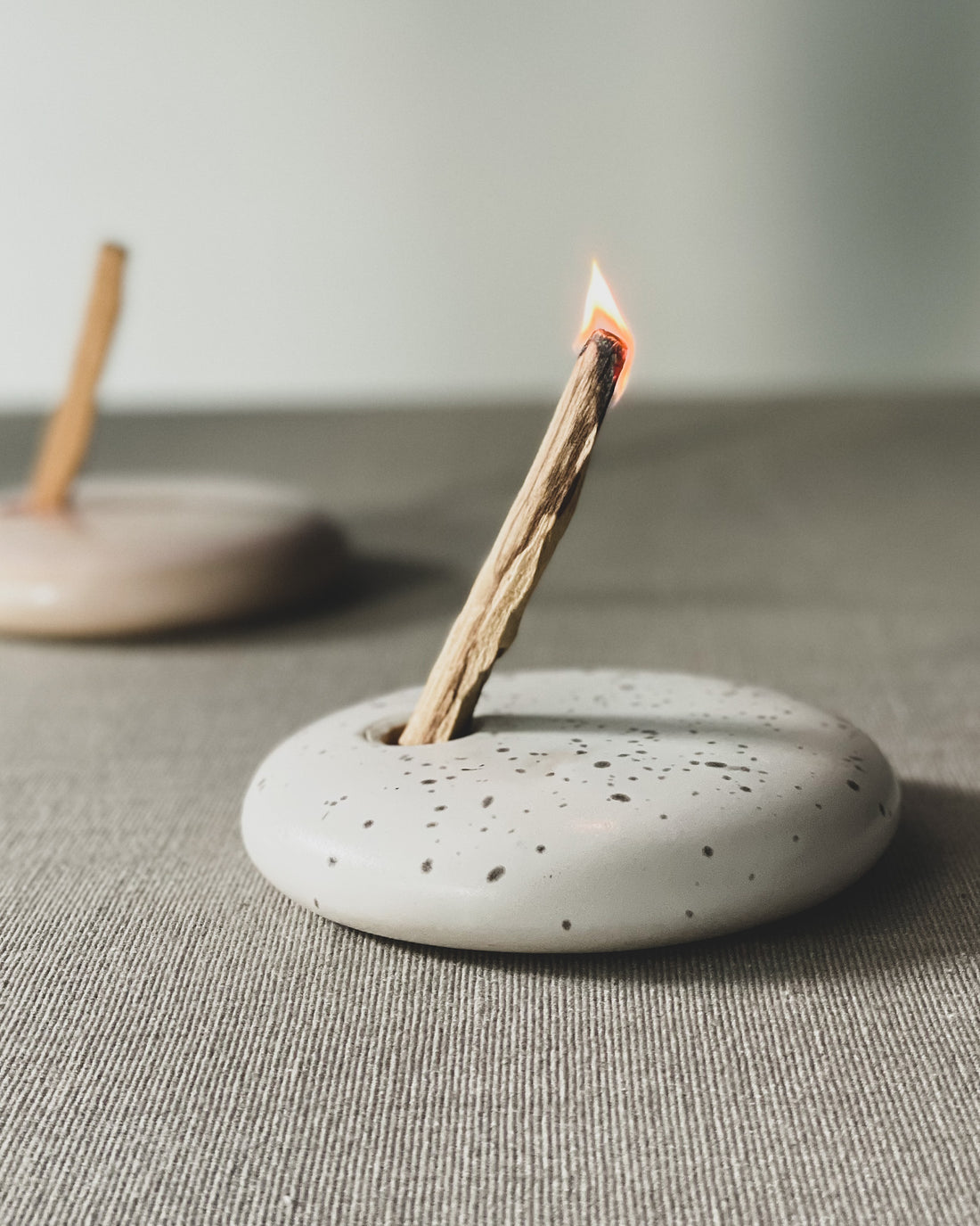 Orbit Palo Santo Stick Holder – fredhelligh.com